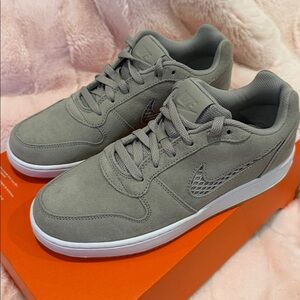 Nike Ebernon Low
